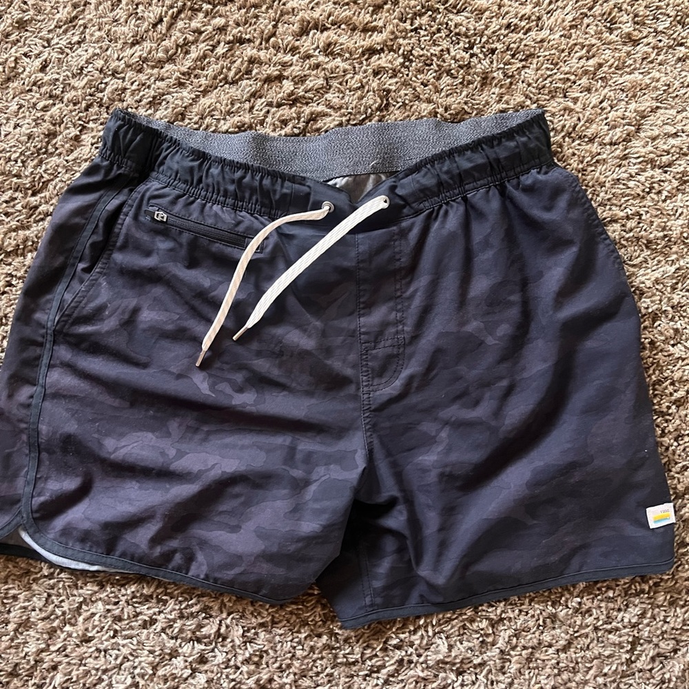 Banks short 5”
